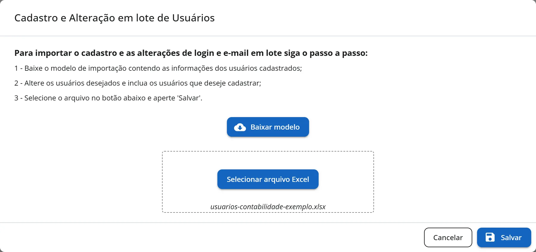 Janela Cadastro e Alteração em lote de Usuários com as três instruções, o botão Baixar modelo e o arquivo selecionado