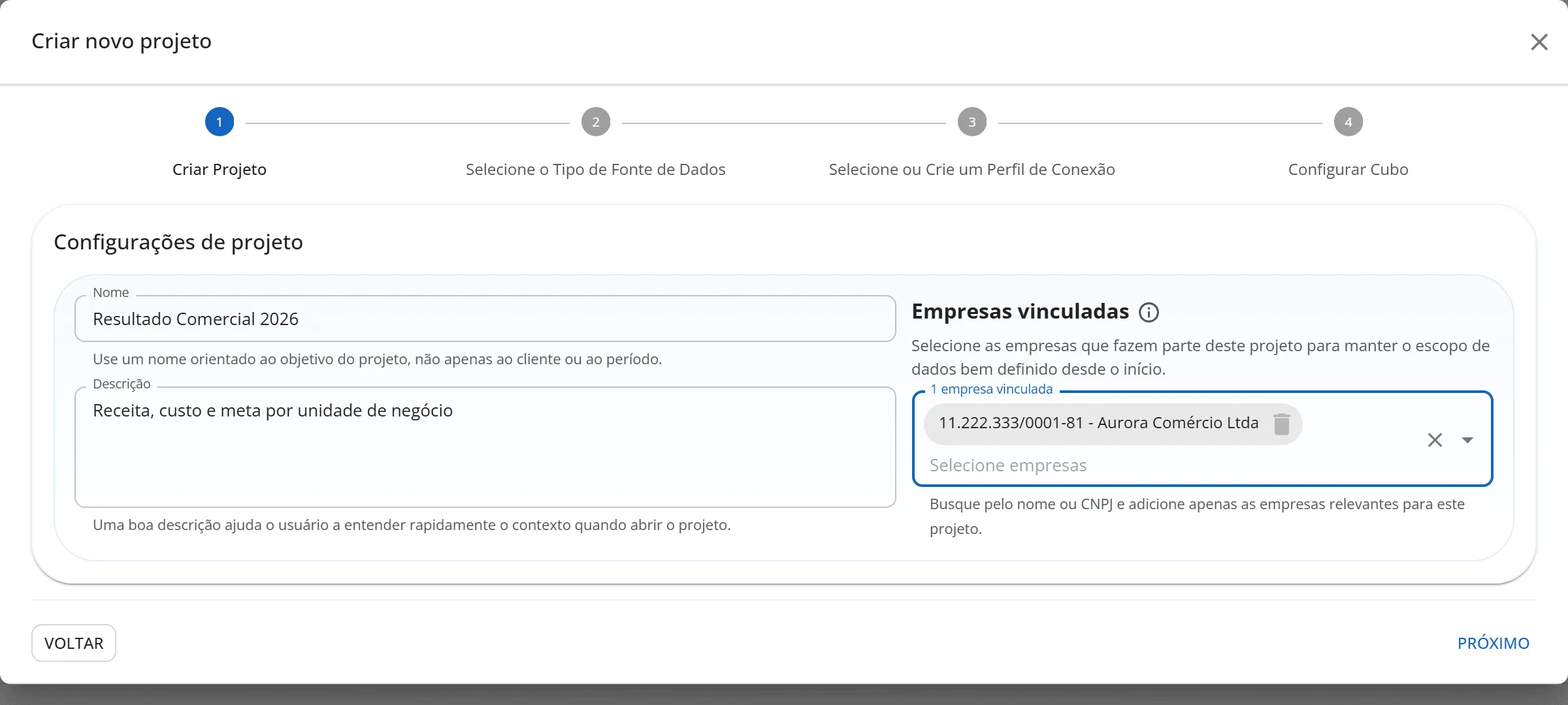 Primeira etapa da criação com IA, Criar Projeto, com o nome Resultado Comercial 2026, a descrição Receita, custo e meta por unidade de negócio, a seção Empresas vinculadas com a Aurora Comércio Ltda e o botão Próximo